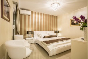 Benedict Luxury Room 3-10